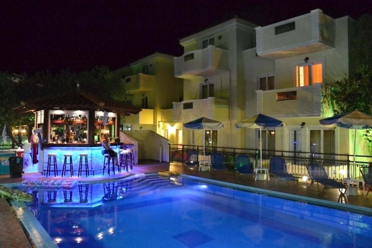 Sofia Studios & Apts Agia Marina Nea Kydonias Exterior photo